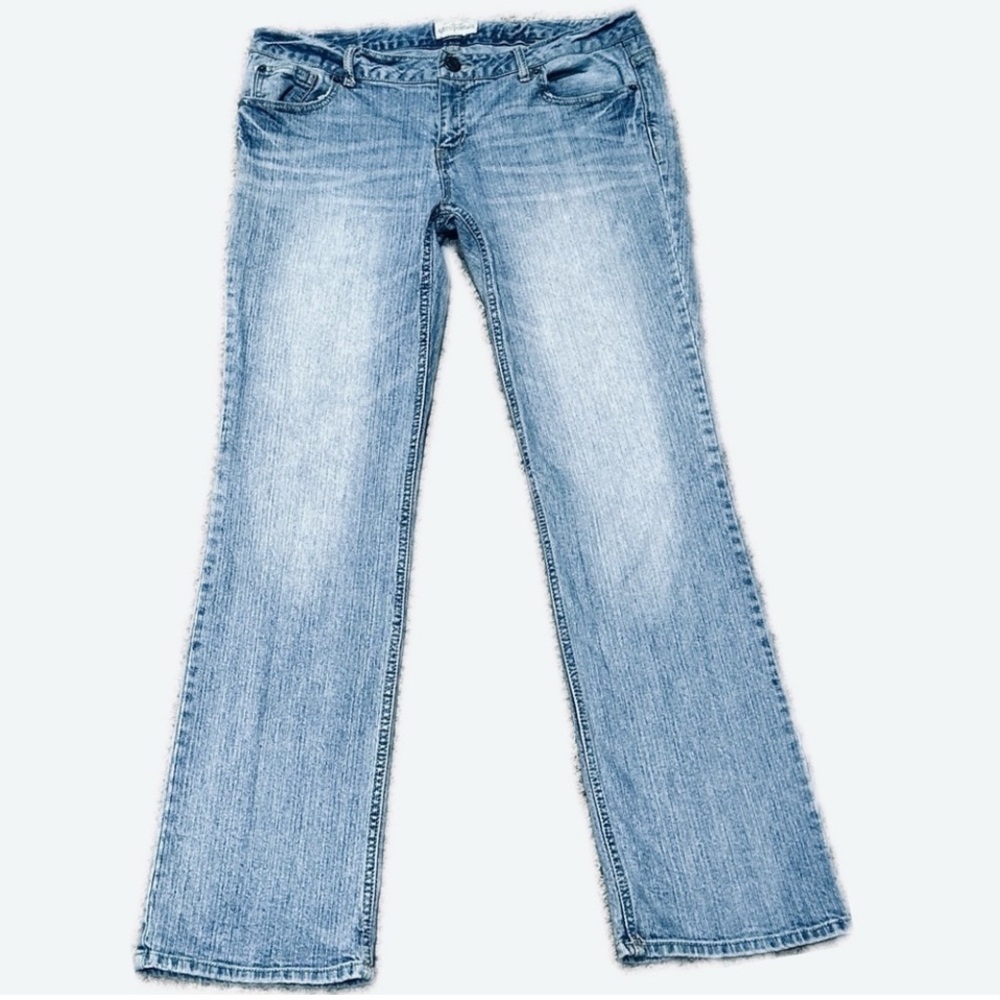 AEROPOSTALE Chelsea Bootcut Jeans JR 13/14 Women's Blue Bleach Washed Denim